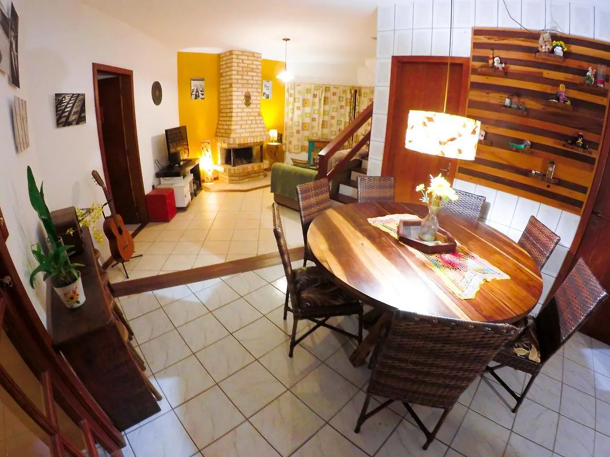 Casa Amarela Hostel contacts